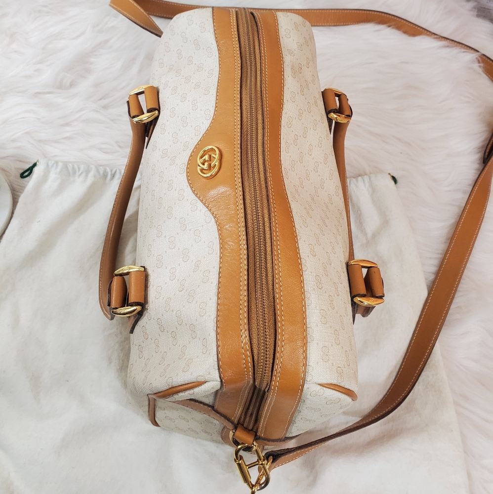 ❌❌SOLD❌❌ Authentic Vintage Gucci Bag - Picture 7 of 8